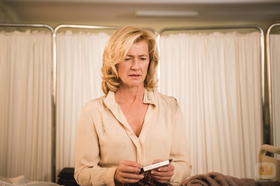 Mercedes, muy seria en el hospital en el 20x07 de 'Cuéntame cómo pasó'