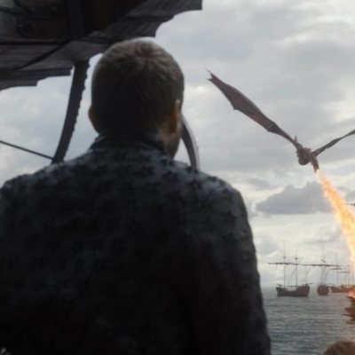 Euron Greyjoy contempla cómo Drogon abrasa la Compañía Dorada en el 8x05 de 'Juego de Tronos'