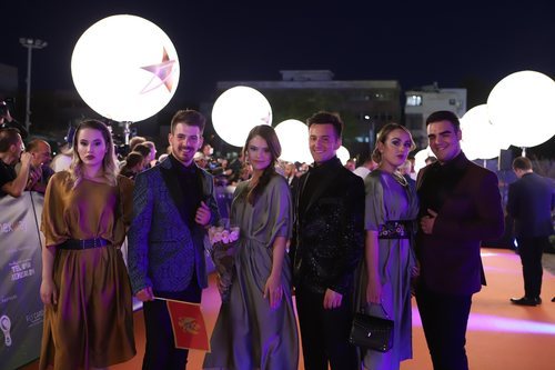 El grupo D-Moll, en la alfombra naranja de Eurovisión 2019