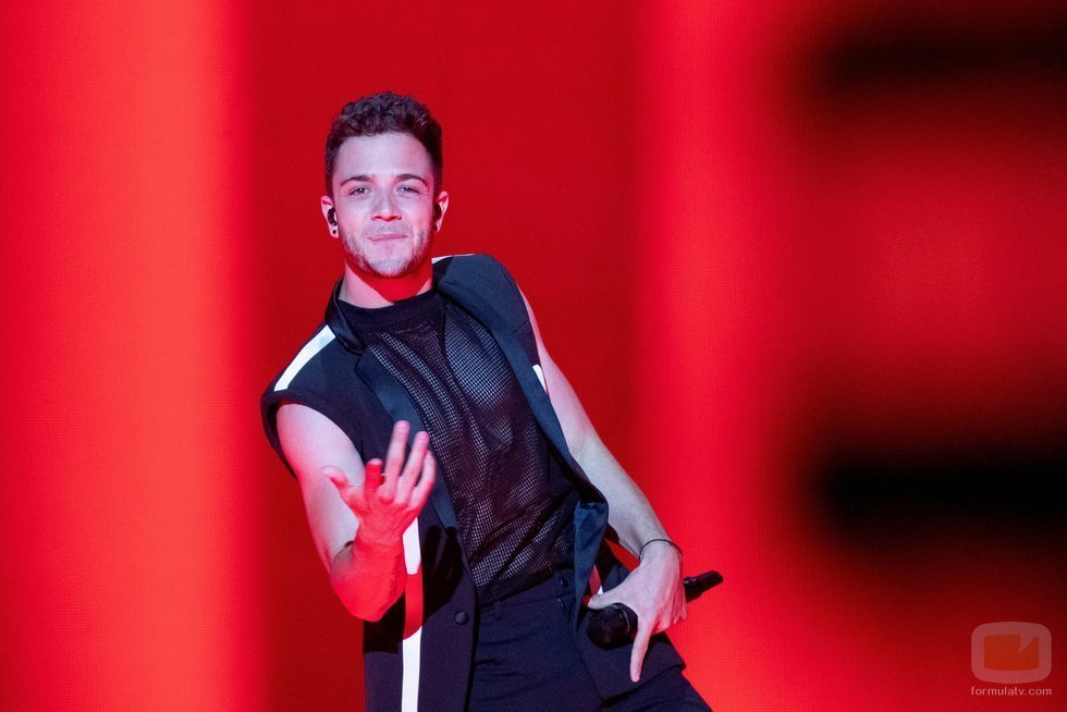 Luca Hänni, representante de Suiza, en la Semifinal 2 de Eurovisión 2019