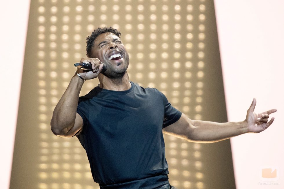 John Lundvik, representante de Suecia, en la Semifinal 2 de Eurovisión 2019