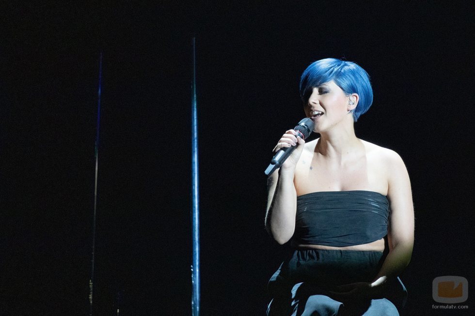 Paenda, representante de Austria, en la Semifinal 2 de Eurovisión 2019