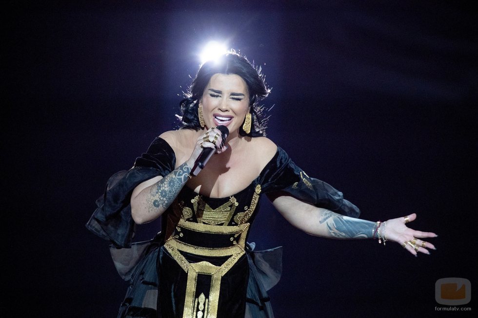 Jonida Maliqi, representante de Albania, en la Semifinal 2 de Eurovisión 2019
