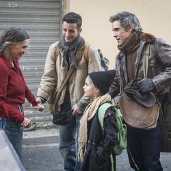 Los protagonistas de 'La valla' se encuentran