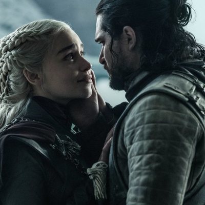 Daenerys Targaryen y Jon Snow comparten un último beso en el 8x06 de 'Juego de Tronos'