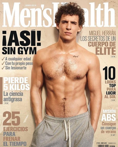 Miguel Herrán se desnuda en su portada de la revista Men's Health