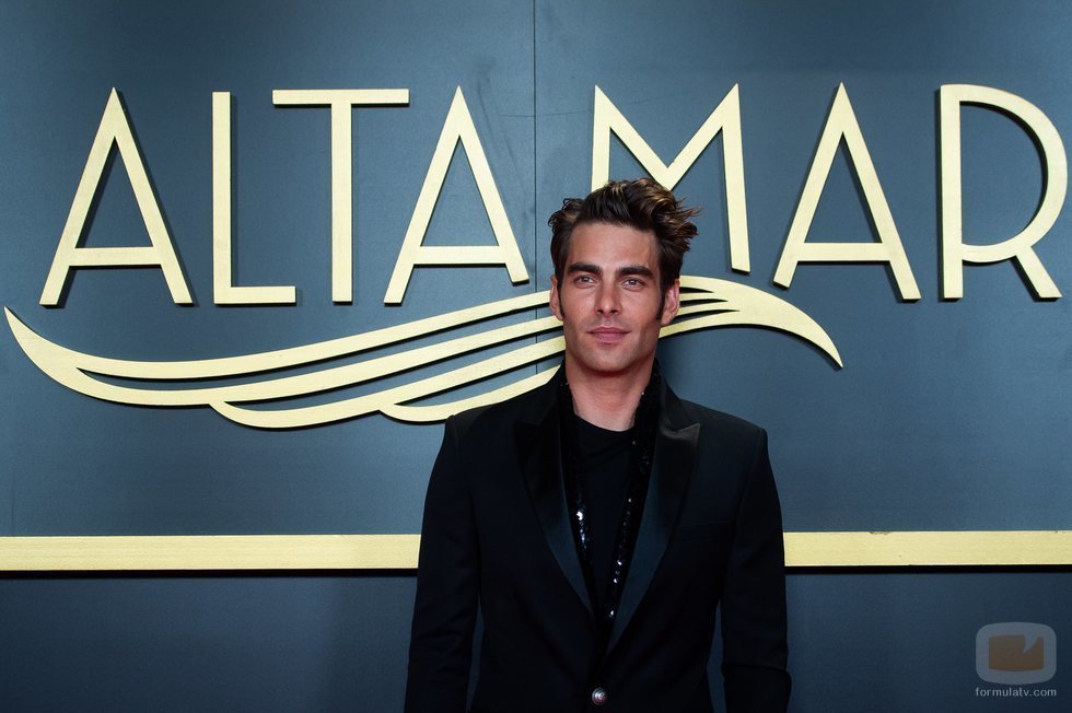 Jon Kortajarena, en el photocall de 'Alta mar'