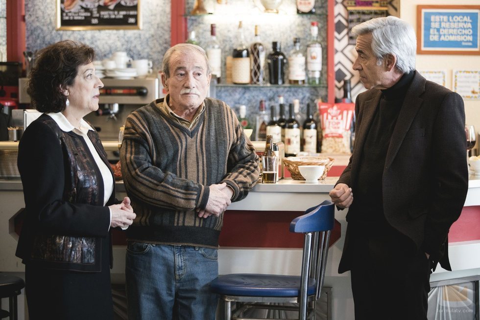 Casandra, Ramón y Antonio Alcántara en el 20x09 de 'Cuéntame cómo pasó'