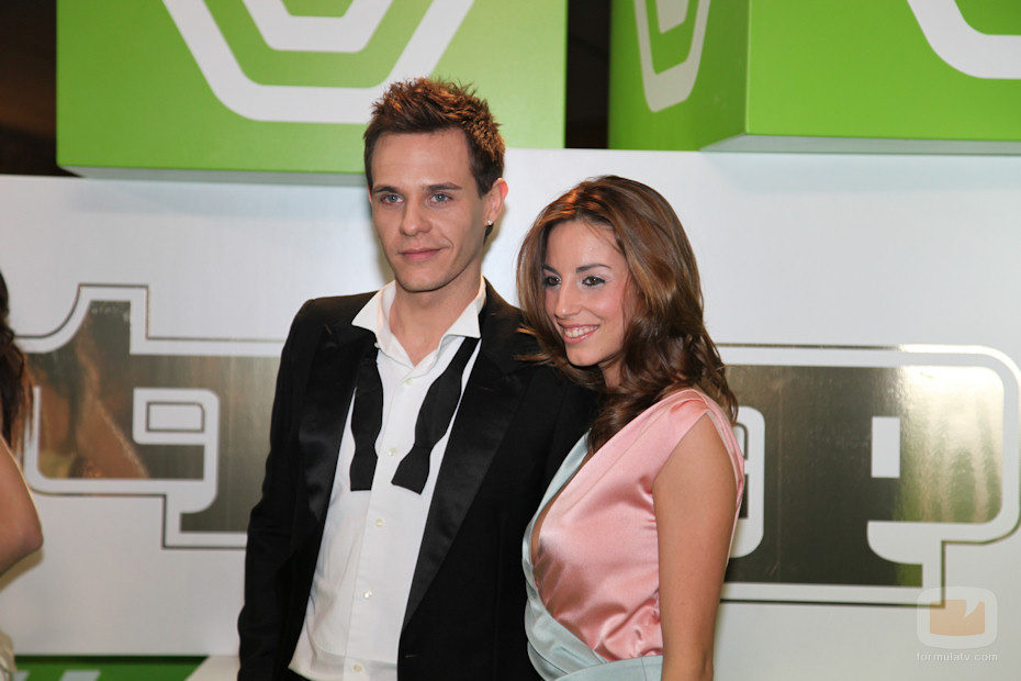 Christian Gálvez y Almudena Cid posan en la Gala TP de Oro 2008
