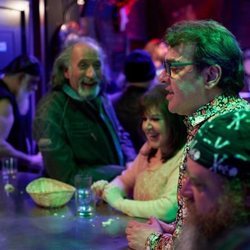 Bruno y Menchu en el bar de Coque en el 11x07 de 'La que se avecina'