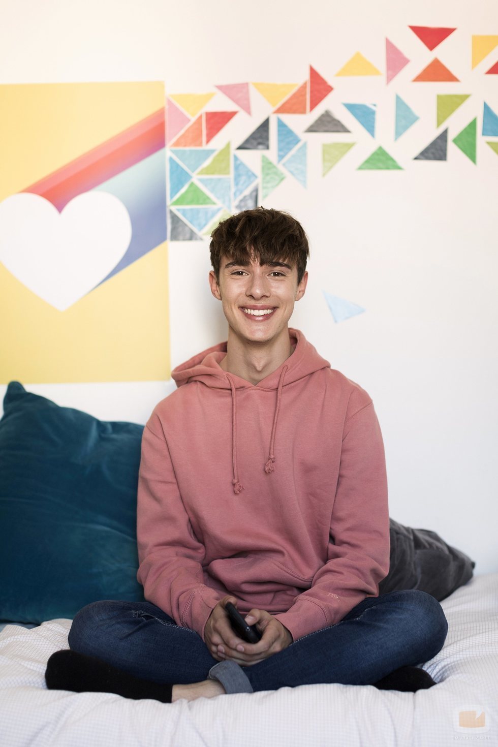 Lucas de 'Skam España' posa en esta foto promocional