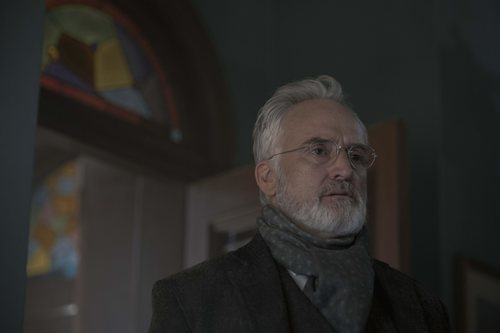 Bradley Whitford como Joseph Lawrence en la tercera temporada de 'The Handmaid's Tale'