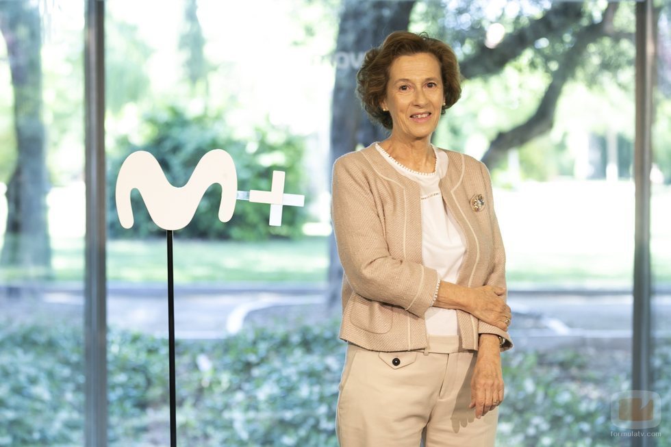 La escritora Julia Navarro posando en la presentación de la serie 'Dime quién soy'