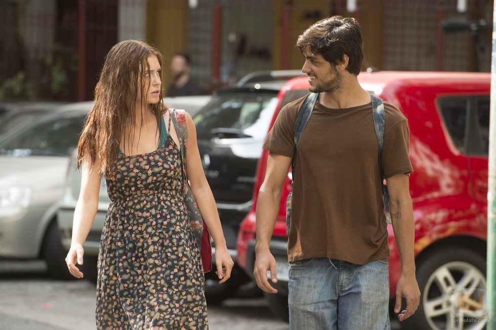 Eliza y Jonathan en 'Totalmente diva'