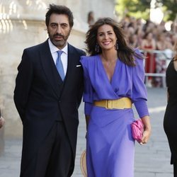 Nuria Roca y Juan del Val en la boda de Pilar Rubio y Sergio Ramos