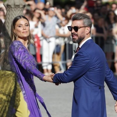 Lorena Gómez junto a René Ramos en la boda de Pilar Rubio y Sergio Ramos