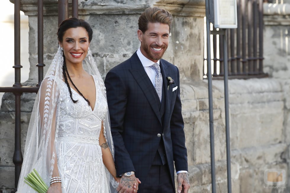Sergio Ramos y Pilar Rubio, posan juntos en su boda