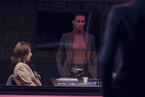 Nathalie Baye es interrogada en un episodio francés de 'Criminal'