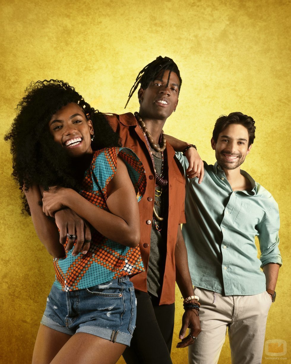 Angely Gaviria, Junior González y Sebastián Eslava de la segunda temporada de 'Siempre bruja'