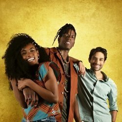 Angely Gaviria, Junior González y Sebastián Eslava de la segunda temporada de 'Siempre bruja'