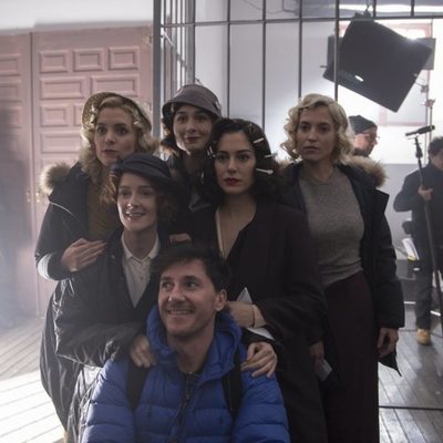 Las protagonistas de 'Las chicas del cable' en el rodaje de la cuarta temporada