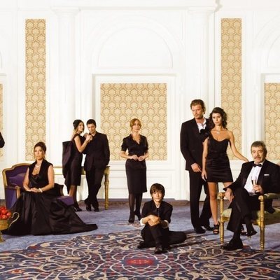 El elenco principal de 'Amor prohibido', telenovela turca que llega a España de la mano de Nova
