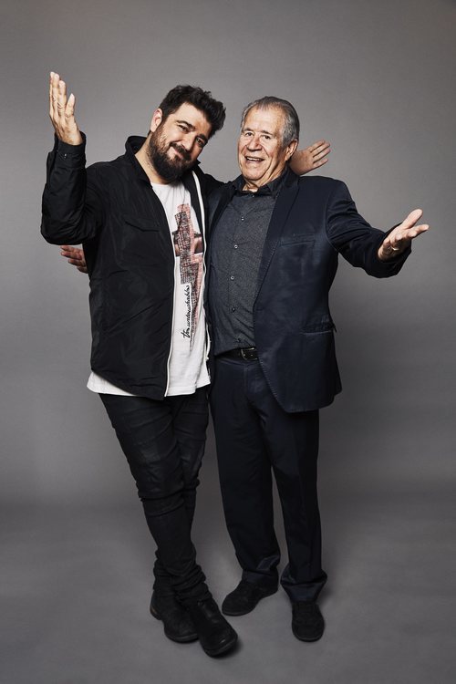 Juan Mena, finalista de 'La Voz Senior', junto a su coach Antonio Orozco
