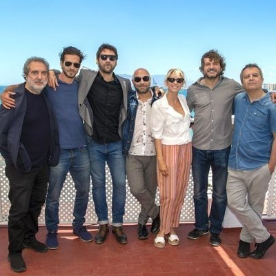 El equipo principal de 'Malaka' al completo