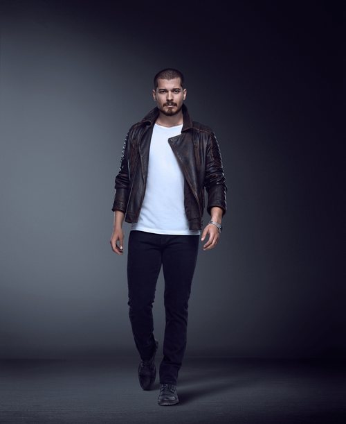 Cagatay Ulusoy es Sarp Yilmaz en 'Içerde'