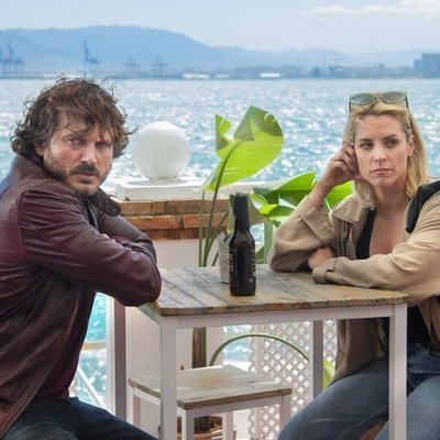 Salva Reina y Maggie Civantos interpretan a Darío y Blanca en 'Malaka'