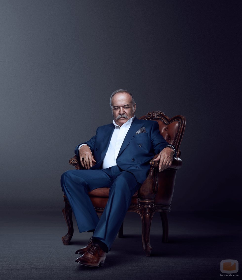 Çetin Tekindor es Celal Duman en 'Içerde'