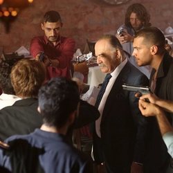 Calal y Sarp viven un momento de alta tensión en 'Içerde'