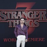 Dacre Montgomery, en la premiere de la tercera temporada de 'Stranger Things'