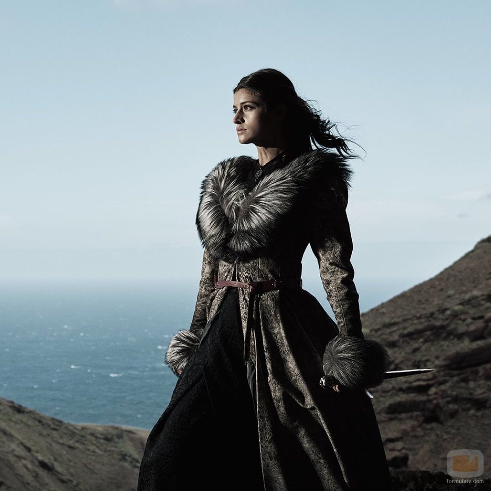 Anya Chalotra encarna a Yennefer en 'The Witcher'