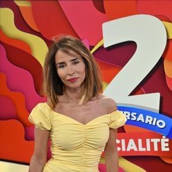 María Patiño posando para el segundo aniversario de 'Socialité'