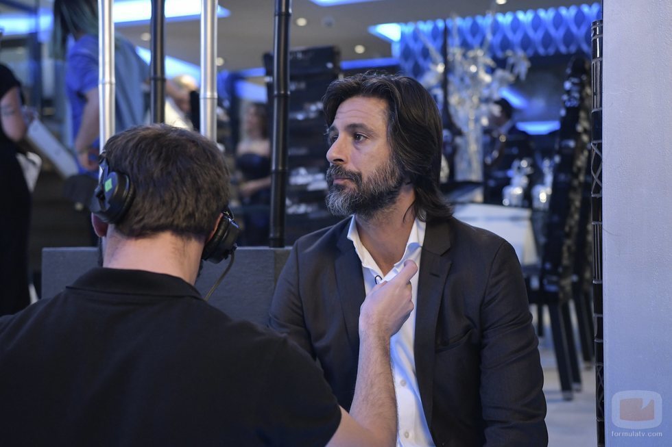 Hugo Silva interpreta a Julián en el rodaje de 'Nasdrovia'