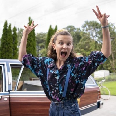 Millie Bobby Brown en el rodaje de la tercera temporada de 'Stranger Things'