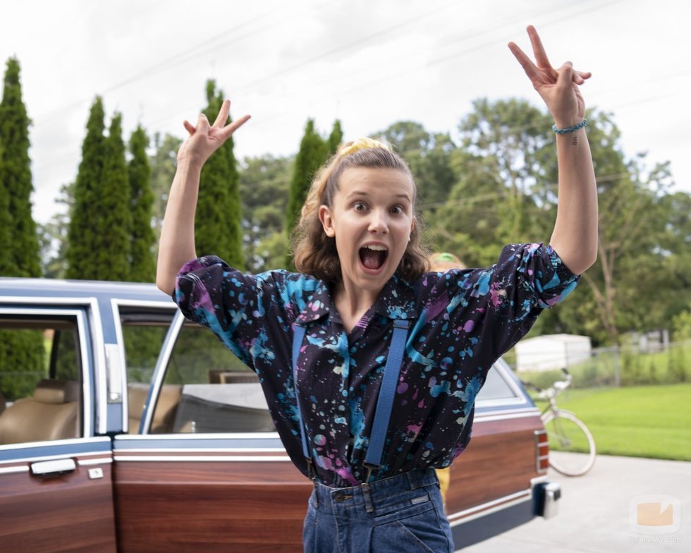 Millie Bobby Brown en el rodaje de la tercera temporada de 'Stranger Things'