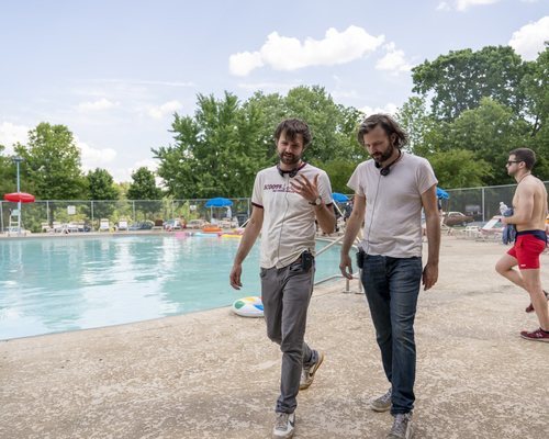 Ross y Matt Duffer en el rodaje de la tercera temporada de 'Stranger Things'