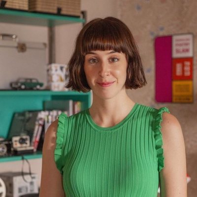 Paula Malia es Carmen en 'Valeria', la serie de Netflix que adapta la novela de Elisabet Benavent