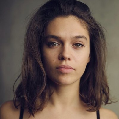 Sabrina Barlett es Siena Rosso en 'Bridgerton'