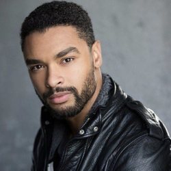 Regé-Jean Page es Simon Basset en 'Bridgerton'