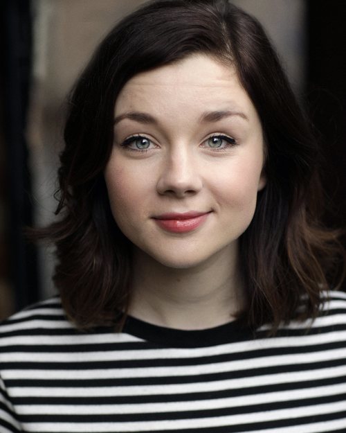 Claudia Jessie es Eloise Bridgerton en 'Bridgerton' 