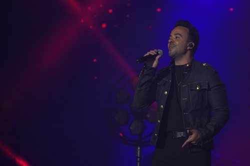 Luis Fonsi en el concierto de 'La Voz'