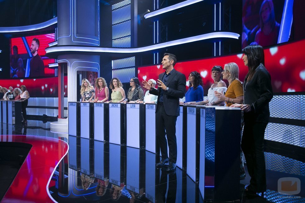 Jesús Vázquez, presentando 'Me quedo contigo'