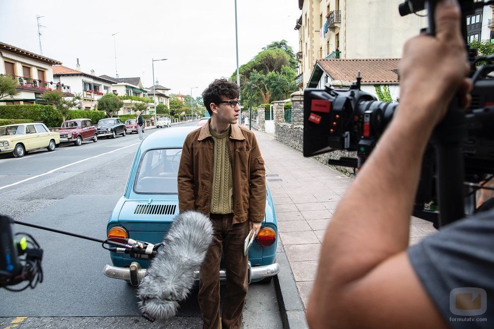Àlex Monner como Txabi Etxebarrieta en el rodaje de 'La línea invisible'