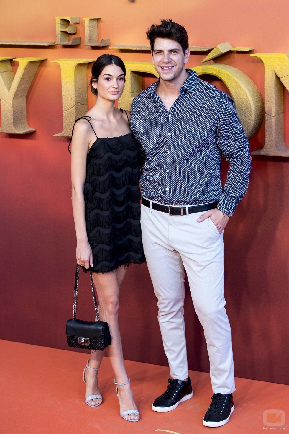 Diego Matamoros y su mujer Estela Grande en la premier de "El rey león"