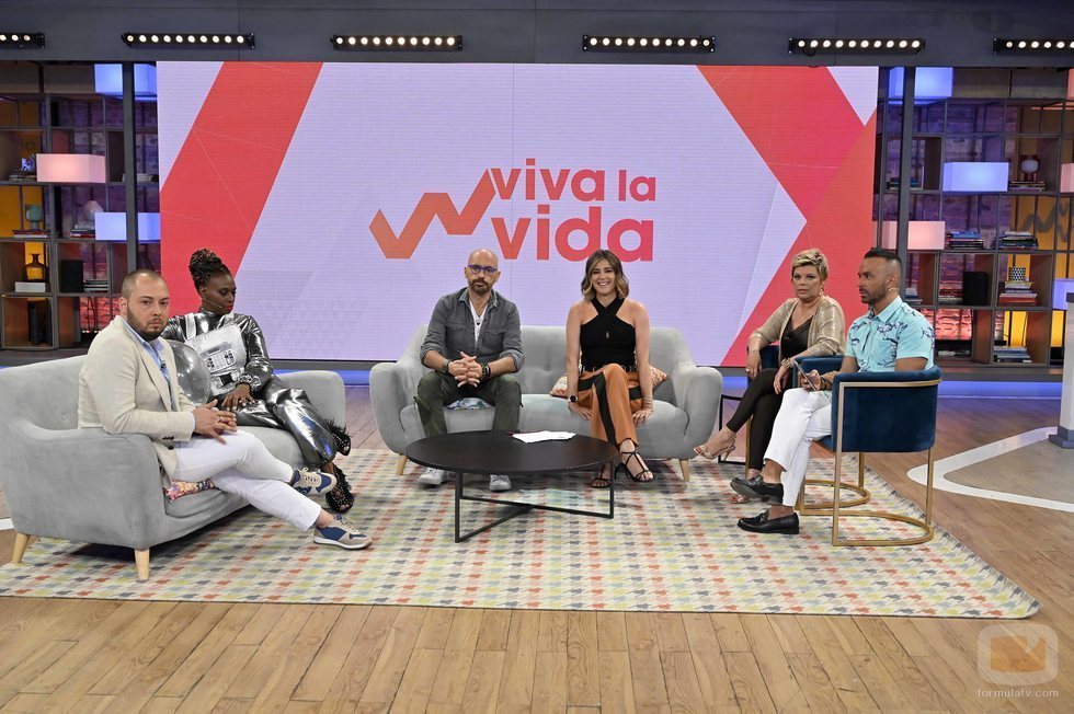 Sandra Barneda presentando 'Viva la vida'