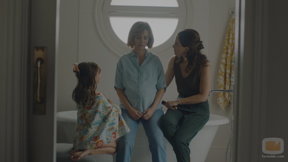 Leticia Dolera y Celia Freijeiro en 'Vida perfecta'