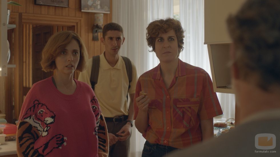 Leticia Dolera y Aixa Villagrán en temporada 1 de 'Vida perfecta'